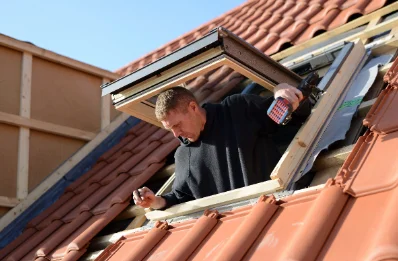 Pose de fenêtres de toit Velux à Fouesnant